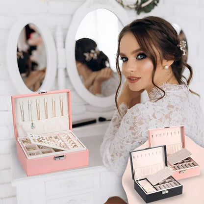 Elegantna putna kutija za nakit s mekanom unutrašnjošću i pregradama