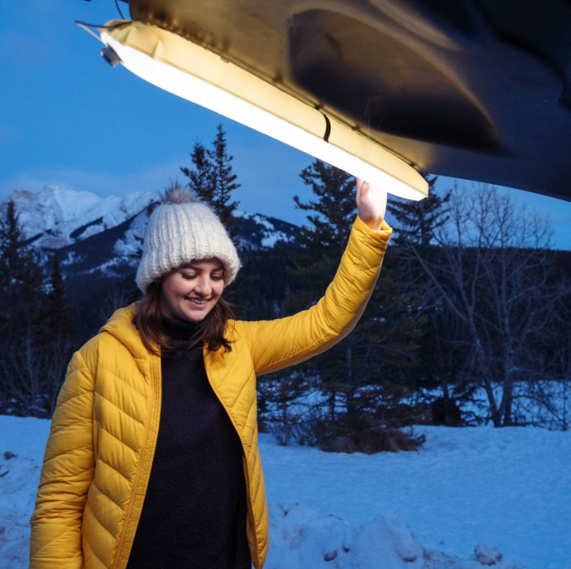 LED kamp lampa – solarno i USB punjenje